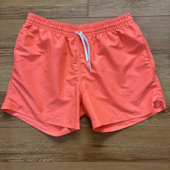Chubbies Mens Swim Trunks Mesh Lined Coral Pink Shorts Size XL - Picture 1 of 5